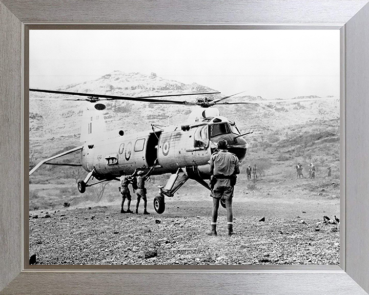RAF Bristol Belvedere HC.1 Helicopter 26 Sqn 1962 Photo Print - Royal Air Force Aircraft Hampshire Prints 10 x 8 Silver Frame No