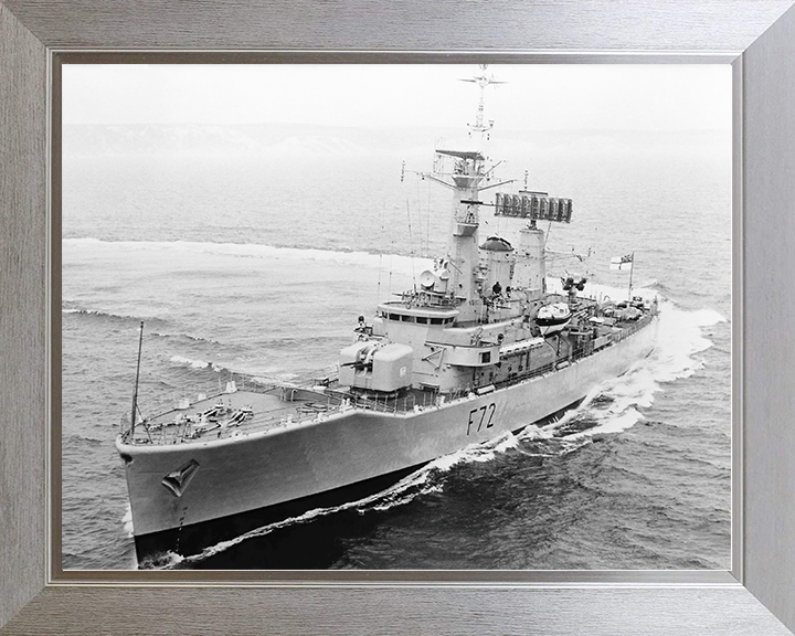 HMS Ariadne (F72) Royal Navy Leander Class Frigate Hard Turn Photo Print Wall Art Decor Posters, Prints, & Visual Artwork Hampshire Prints 10 x 8 Silver Frame No