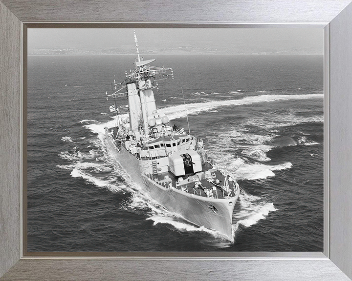 HMS Chichester (F59) Royal Navy Salisbury Class Frigate Hard Turn Photo Print Wall Art Decor Posters, Prints, & Visual Artwork Hampshire Prints 10 x 8 Silver Frame No
