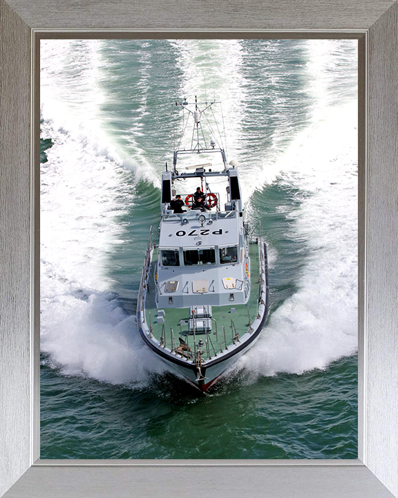 HMS Biter (P270) Photo Print - Bow View 2017 - Royal Navy Archer Class P2000 Patrol Vessel Posters, Prints, & Visual Artwork Hampshire Prints 10 x 8 Silver Frame No