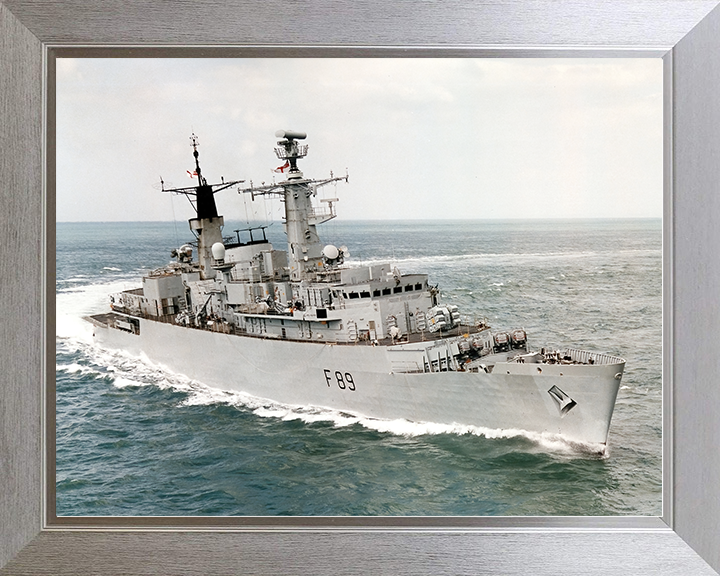 HMS Battleaxe (F89) Royal Navy Type 22 Frigate Starboard Bow View Photo Print Wall Art Decor Posters, Prints, & Visual Artwork Hampshire Prints 10 x 8 Silver Frame No