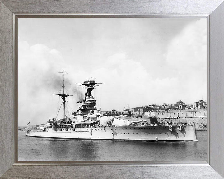 HMS Ramillies (07) Photo Print - Underway - Royal Navy Revenge Class Battleship Hampshire Prints 10 x 8 Silver Frame No