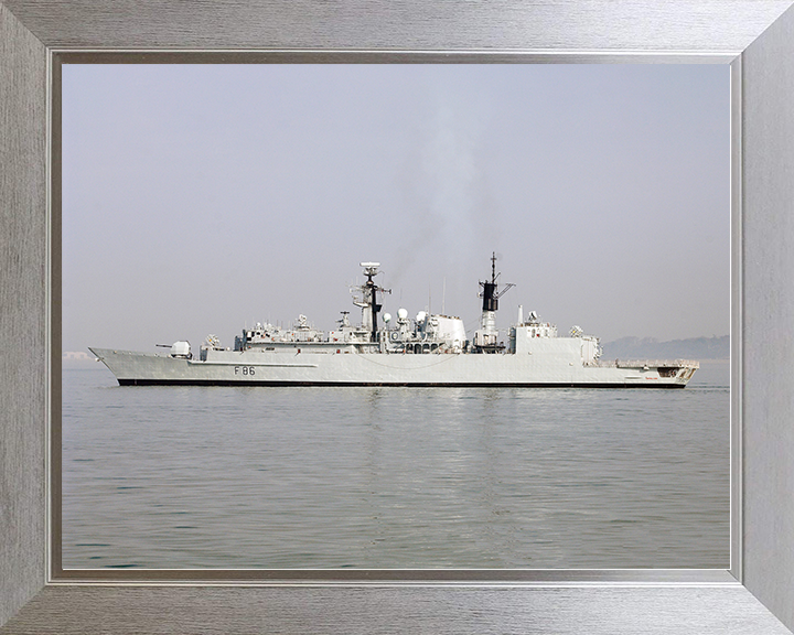 HMS Campbeltown (F86) Royal Navy Type 22 Frigate Port Beam Photo Print Wall Art Decor Posters, Prints, & Visual Artwork Hampshire Prints 10 x 8 Silver Frame No
