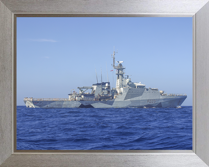 HMS Medway (P223) Photo Print - Caribbean 2025 - Royal Navy River Class Patrol Vessel Hampshire Prints 10 x 8 Silver Frame No