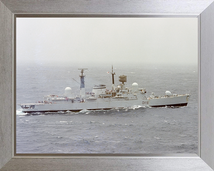 HMS Coventry (D118) Royal Navy Type 42 Destroyer At Sea 1982 Photo Print Wall Art Decor Posters, Prints, & Visual Artwork Hampshire Prints 10 x 8 Silver Frame No