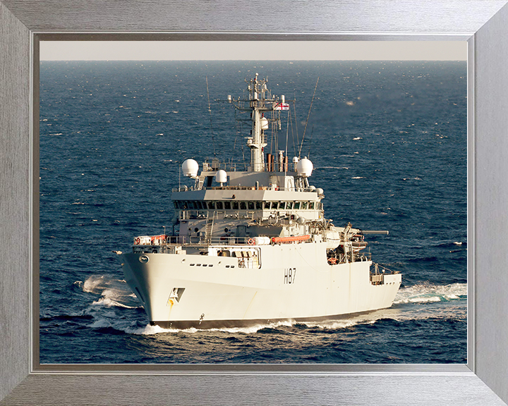 HMS Echo (H87) Royal Navy Echo Class Survey Vessel Underway Photo Print Wall Art Decor Posters, Prints, & Visual Artwork Hampshire Prints 10 x 8 Silver Frame No