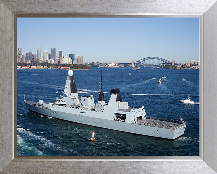 HMS Daring (D32) Royal Navy Type 45 Destroyer Sydney Harbour 2013 Photo Print Wall Art Decor Posters, Prints, & Visual Artwork Hampshire Prints 10 x 8 Silver Frame No