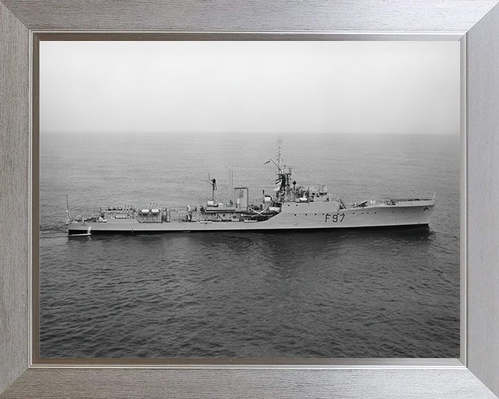 HMS Russell (F97) Photo Print - Starboard Beam View - Royal Navy Blackwood Class Frigate Hampshire Prints 10 x 8 Silver Frame No
