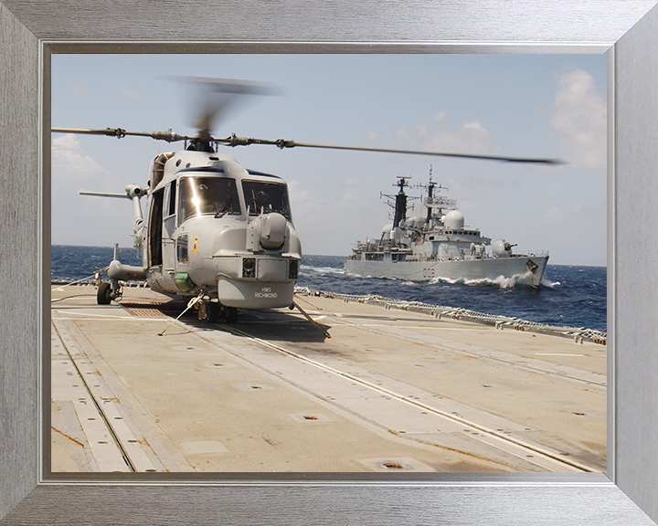 HMS Cardiff (D108) Photo Print - From HMS Richmond 2004 - Royal Navy Type 42 Destroyer Posters, Prints, & Visual Artwork Hampshire Prints 10 x 8 Silver Frame No