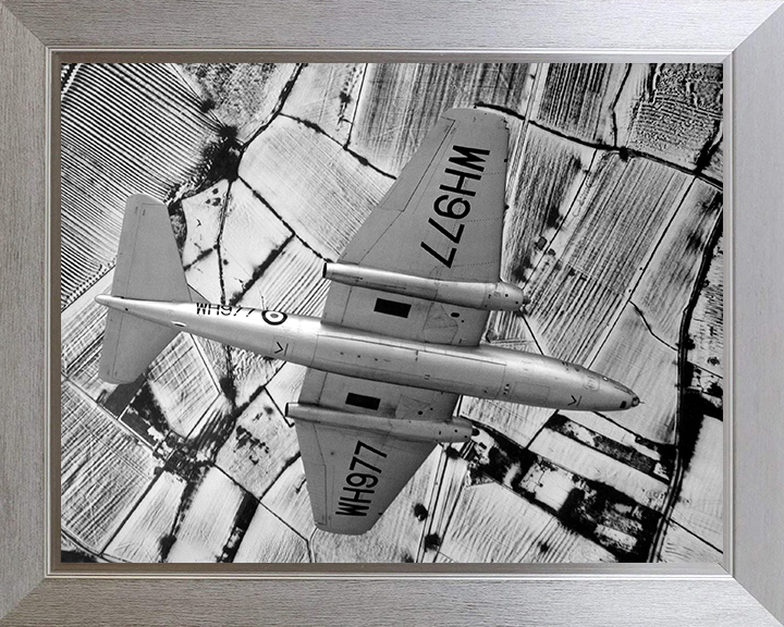 RAF Canberra B.6 in flight 1956 Photo Print - Royal Air Force Aircraft Hampshire Prints 10 x 8 Silver Frame No