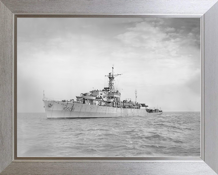 HMS Bigbury Bay (K606) Royal Navy Bay Class Frigate Port Bow View Photo Print Wall Art Decor Posters, Prints, & Visual Artwork Hampshire Prints 10 x 8 Silver Frame No