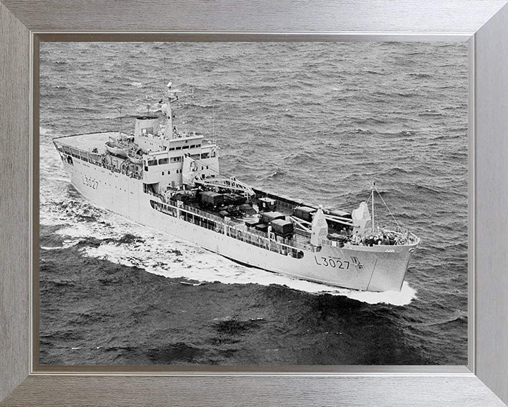 RFA Sir Geraint (L3027) Photo Print - Starboard Bow View - Royal Fleet Auxiliary Round Table Class Ship Hampshire Prints 10 x 8 Silver Frame No