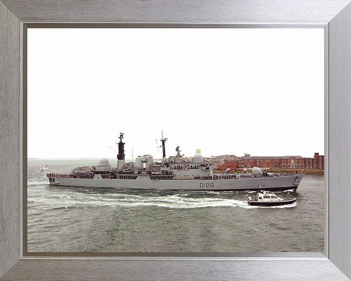 HMS Cardiff (D108) Royal Navy Type 42 Destroyer Entering Portsmouth 2005 Photo Print Wall Art Decor Posters, Prints, & Visual Artwork Hampshire Prints 10 x 8 Silver Frame No