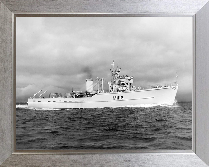HMS Burnaston (M1116) Royal Navy Ton Class Minesweeper Starboard View Photo Print Wall Art Decor Posters, Prints, & Visual Artwork Hampshire Prints 10 x 8 Silver Frame No