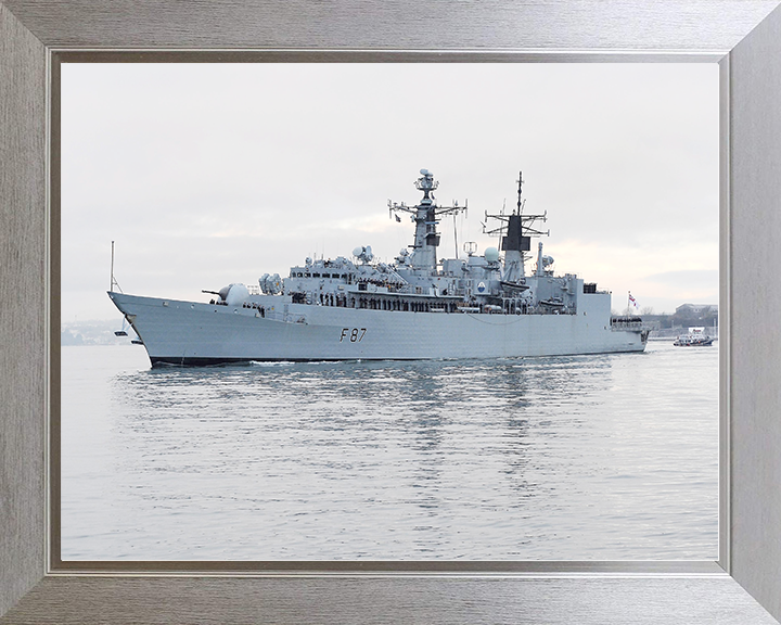 HMS Chatham (F87) Royal Navy Type 22 Frigate Leaving Harbour Photo Print Wall Art Decor Posters, Prints, & Visual Artwork Hampshire Prints 10 x 8 Silver Frame No