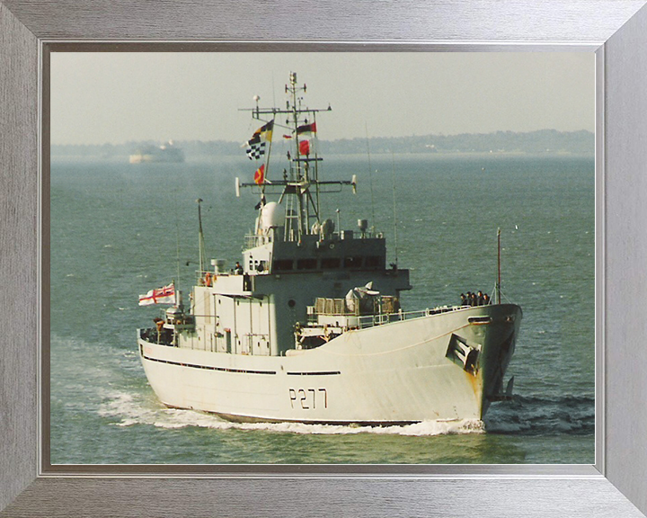 HMS Anglesey (P277) Royal Navy Island Class Patrol Vessel Starboard Bow View Photo Print Wall Art Decor Posters, Prints, & Visual Artwork Hampshire Prints 10 x 8 Silver Frame No