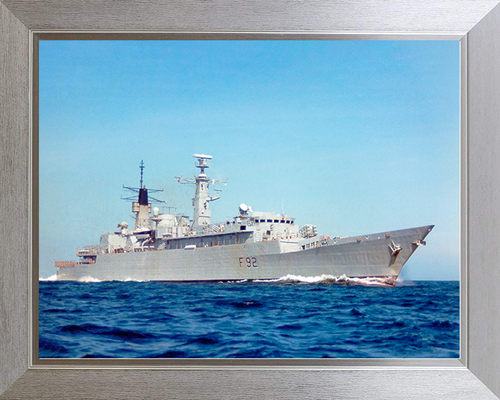 HMS Boxer (F92) Royal Navy Type 22 Frigate Low Starboard View Photo Print Wall Art Decor Posters, Prints, & Visual Artwork Hampshire Prints 10 x 8 Silver Frame No