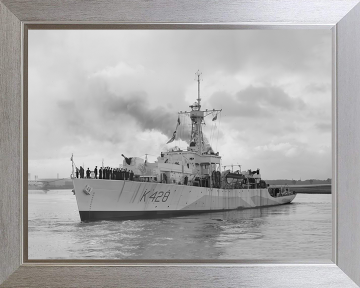HMS Loch Alvie (K428) Photo Print - Entering Harbour - Royal Navy Loch Class Frigate Hampshire Prints 10 x 8 Silver Frame No