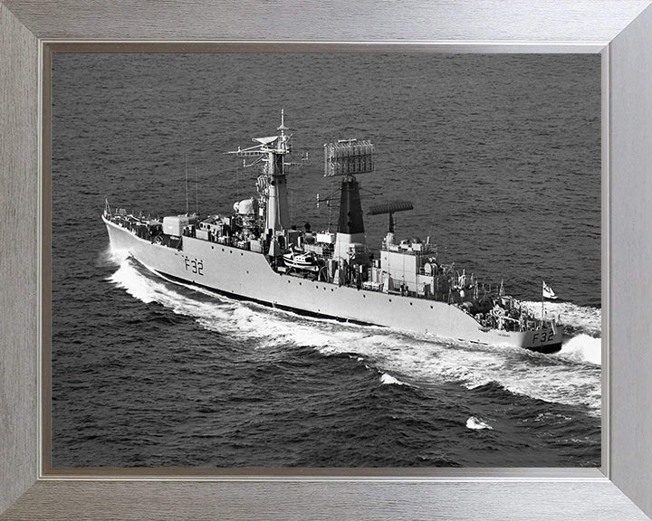 HMS Salisbury F32 Royal Navy Salisbury class Frigate Photo Print or Framed Print - Hampshire Prints