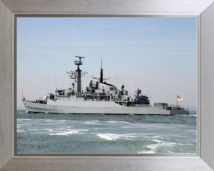 HMS Avenger (F185) Royal Navy Type 21 Frigate Leaving Harbour Photo Print Wall Art Decor Posters, Prints, & Visual Artwork Hampshire Prints 10 x 8 Silver Frame No