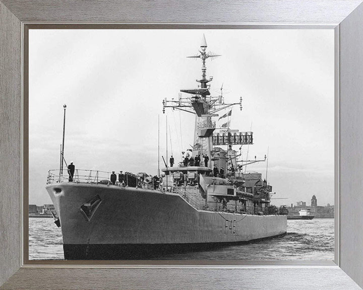 HMS Minerva F45 | Photo Print | Framed Print | Leander Class | Frigate | Royal Navy Hampshire Prints