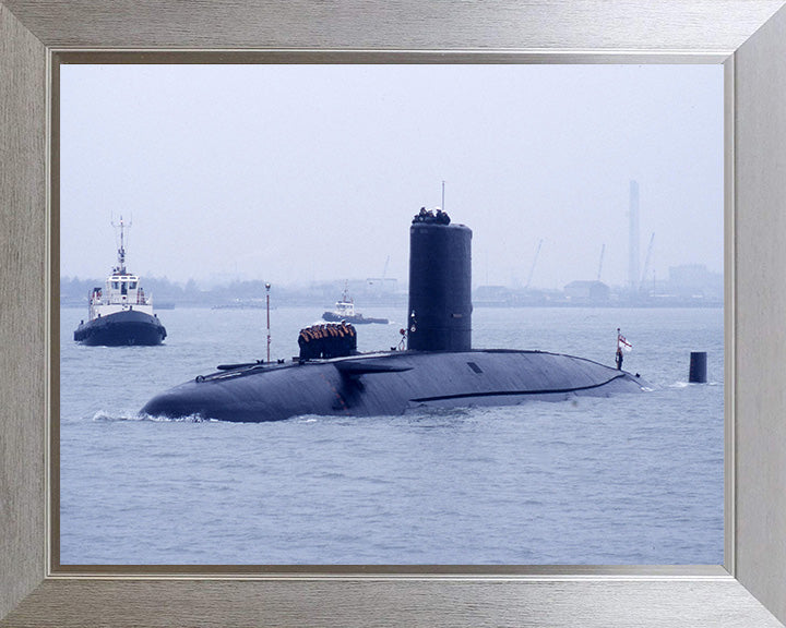 HMS Conqueror S48 Submarine | Photo Print | Framed Print | Churchill class | Royal Navy Hampshire Prints