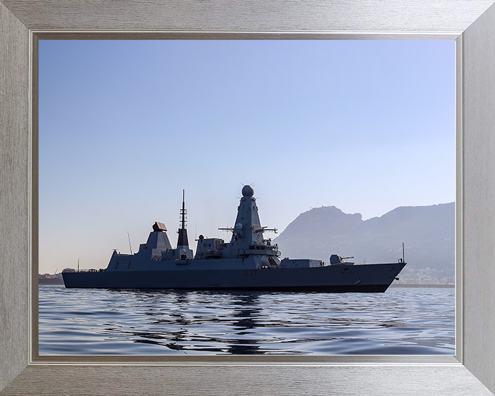 HMS Duncan (D37) Royal Navy Type 45 Destroyer Starboard View Photo Print Wall Art Decor Posters, Prints, & Visual Artwork Hampshire Prints 10 x 8 Silver Frame No