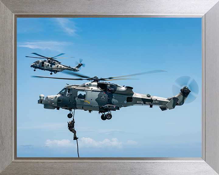 Royal Marine Commando Fast Roping from a Wildcat Photo Print - 42 Commando Hampshire Prints 10 x 8 Silver Frame No