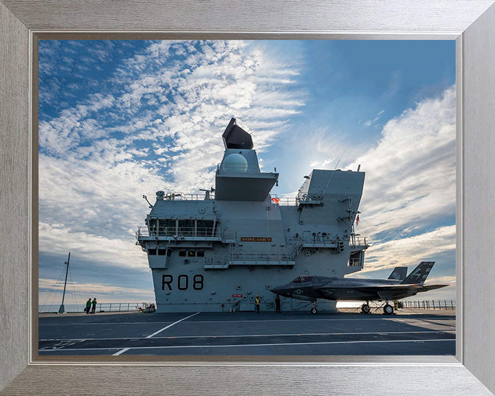 HMS Queen Elizabeth R08 | Photo Print | Framed Print | Queen Elizabeth Class | Aircraft Carrier | Royal Navy Hampshire Prints