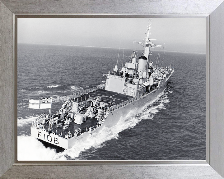HMS Brighton (F106) Royal Navy Rothesay Class Frigate Starboard Quarter Photo Print Wall Art Decor Posters, Prints, & Visual Artwork Hampshire Prints 10 x 8 Silver Frame No