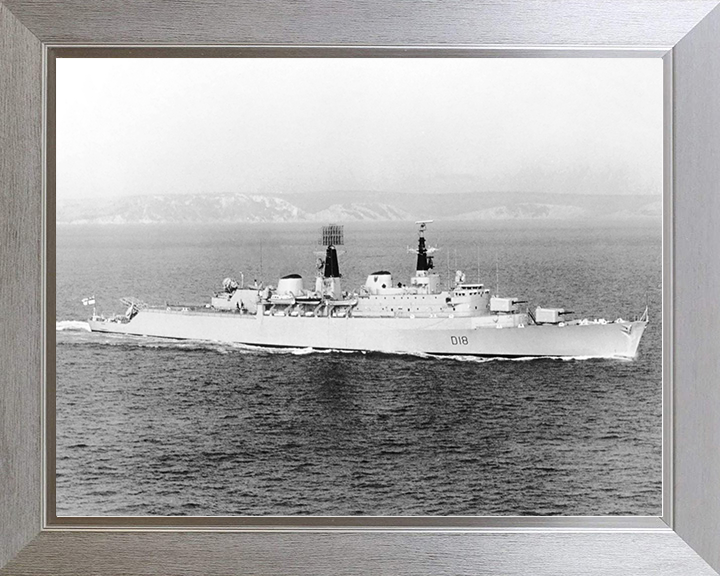 HMS Antrim (D18) Royal Navy County Class Destroyer Underway Photo Print Wall Art Decor Posters, Prints, & Visual Artwork Hampshire Prints 10 x 8 Silver Frame No