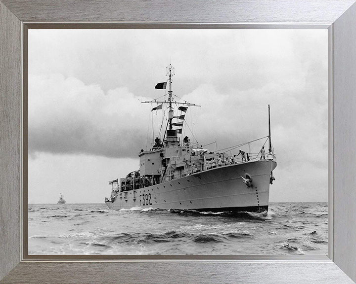 HMS Nadder F392 (K392) | Photo Print | Framed Print | River Class | Frigate | Royal Navy Hampshire Prints
