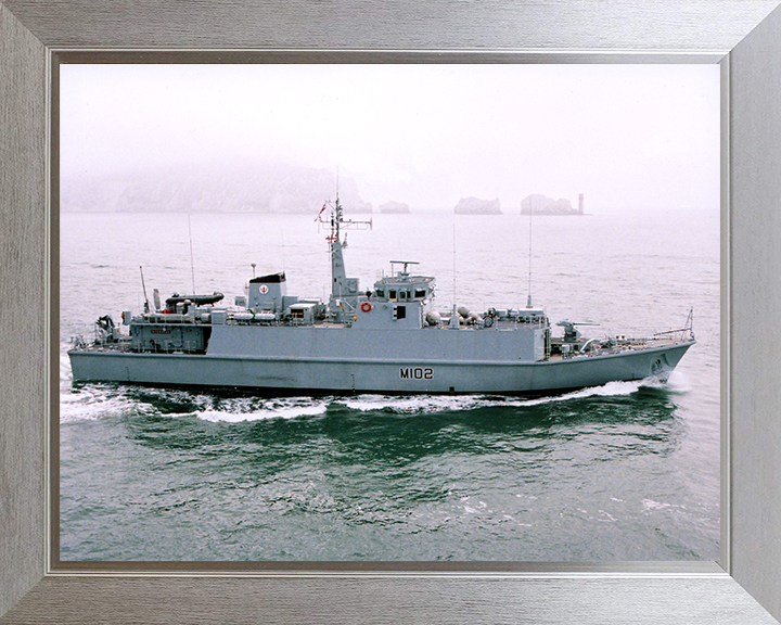 HMS Inverness (M102) Photo Print - at sea 2001 - Royal Navy Sandown Class Minehunter