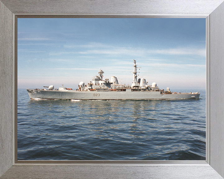 HMS Bristol (D23) Royal Navy Type 82 Destroyer Port Beam View Photo Print Wall Art Decor Posters, Prints, & Visual Artwork Hampshire Prints 10 x 8 Silver Frame No
