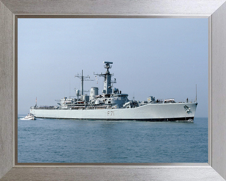 HMS Scylla F71 | Photo Print | Framed Print | Leander Class | Frigate | Royal Navy Hampshire Prints