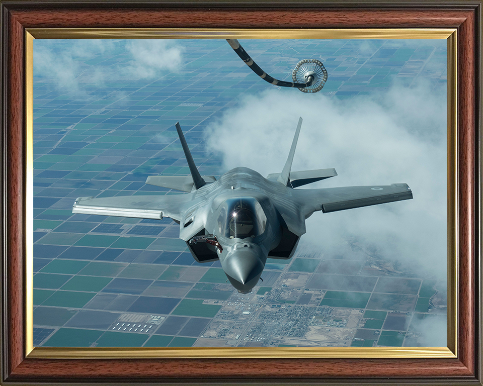 RAF F35B Lightening approaching to refuel Photo Print - Royal Air Force Aircraft Hampshire Prints 10 x 8 Classic Frame No