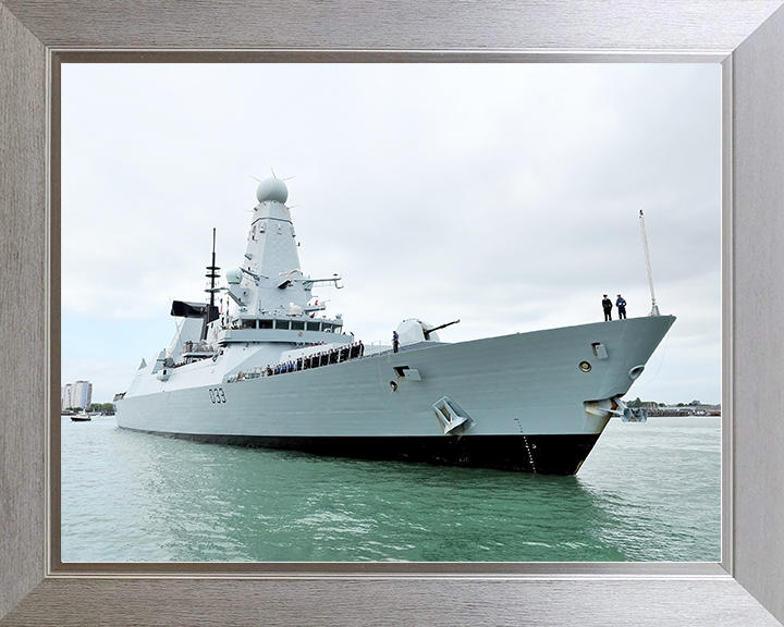 HMS Dauntless (D33) Royal Navy Type 45 Destroyer Entering Harbour Photo Print Wall Art Decor Posters, Prints, & Visual Artwork Hampshire Prints 10 x 8 Silver Frame No
