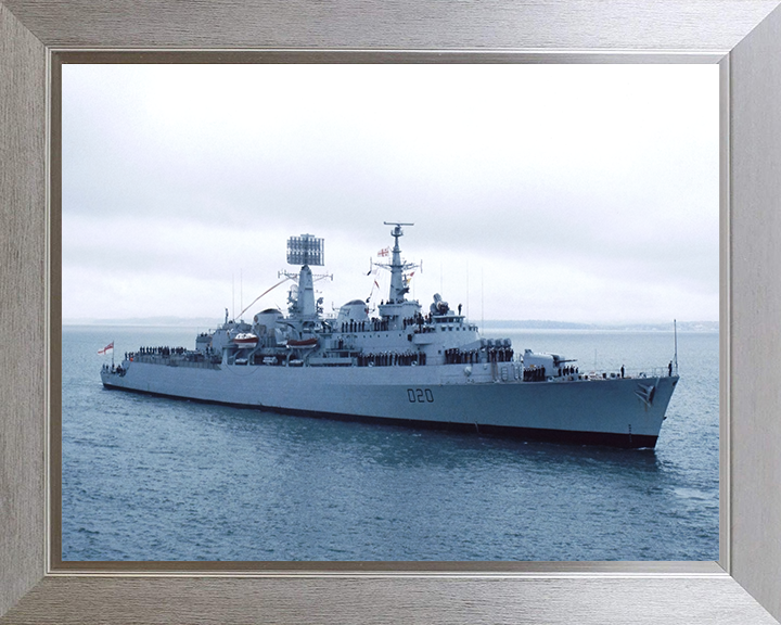 HMS Fife D20 | Photo Print | Framed Print | Poster | County Class | Destroyer | Royal Navy Hampshire Prints