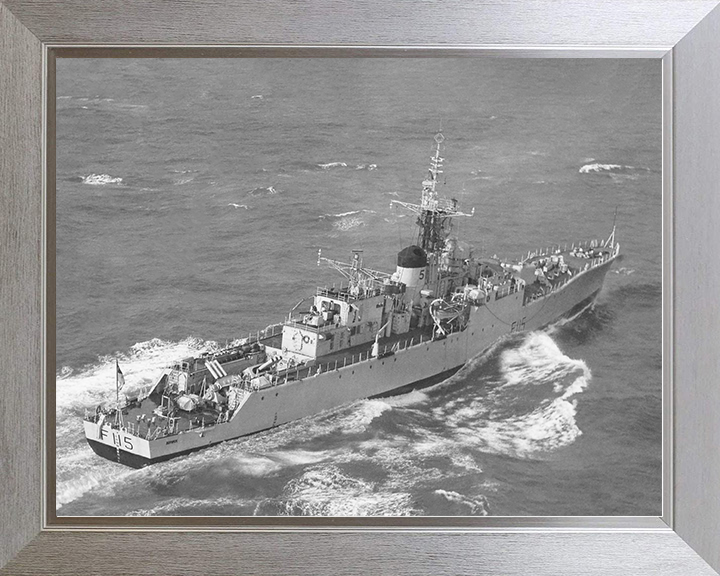 HMS Berwick (F115) Royal Navy Rothesay Class Frigate Underway Photo Print Wall Art Decor Posters, Prints, & Visual Artwork Hampshire Prints 10 x 8 Silver Frame No