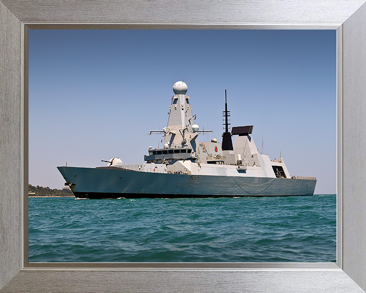 HMS Duncan (D37) Royal Navy Type 45 Destroyer Low Port Side View Photo Print Wall Art Decor Posters, Prints, & Visual Artwork Hampshire Prints 10 x 8 Silver Frame No
