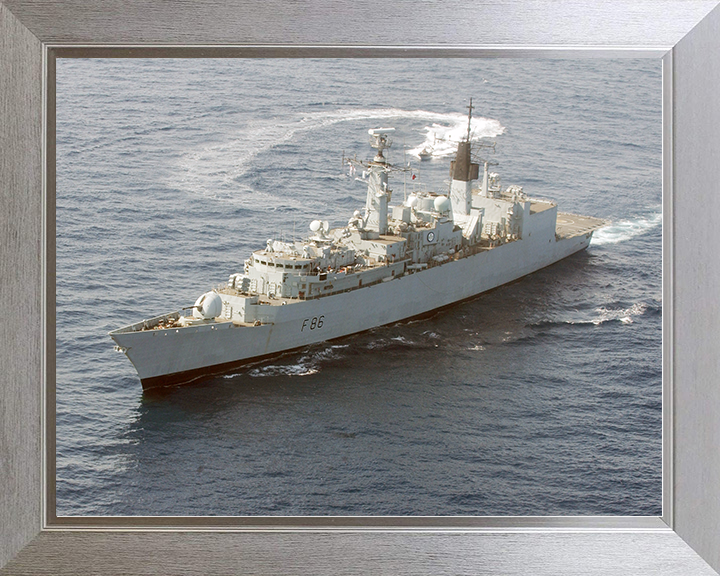 HMS Campbeltown (F86) Royal Navy Type 22 Frigate With RIB Photo Print Wall Art Decor Posters, Prints, & Visual Artwork Hampshire Prints 10 x 8 Silver Frame No