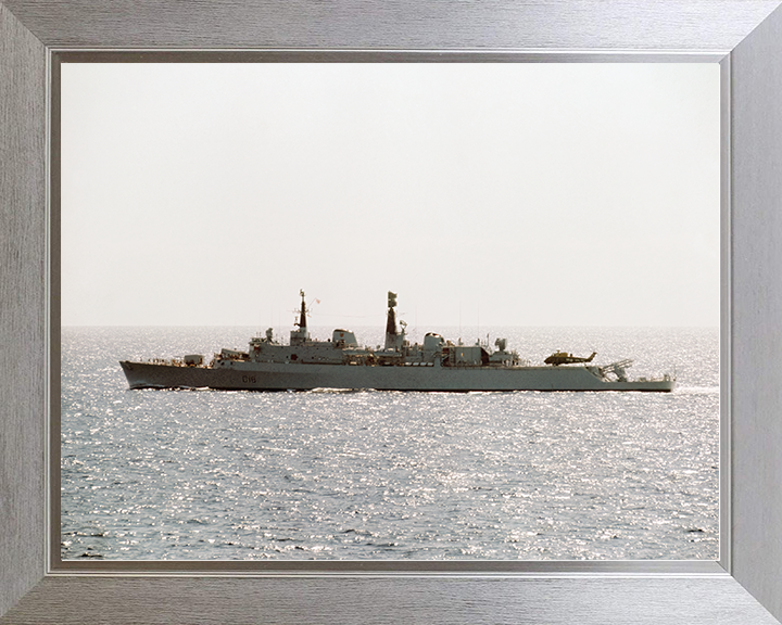 HMS Antrim (D18) Royal Navy County Class Destroyer Port Beam View Photo Print Wall Art Decor Posters, Prints, & Visual Artwork Hampshire Prints 10 x 8 Silver Frame No