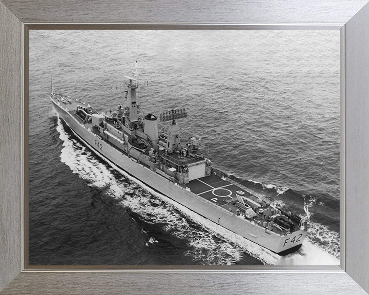 HMS Phoebe (F42) Photo Print - At Sea - Royal Navy Leander Class Frigate Posters, Prints, & Visual Artwork Hampshire Prints 10 x 8 Silver Frame No