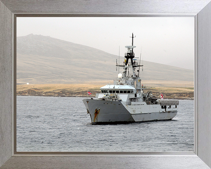 HMS Clyde (P257) Royal Navy River Class Patrol Vessel At Anchor 2010 Photo Print Wall Art Decor Posters, Prints, & Visual Artwork Hampshire Prints 10 x 8 Silver Frame No