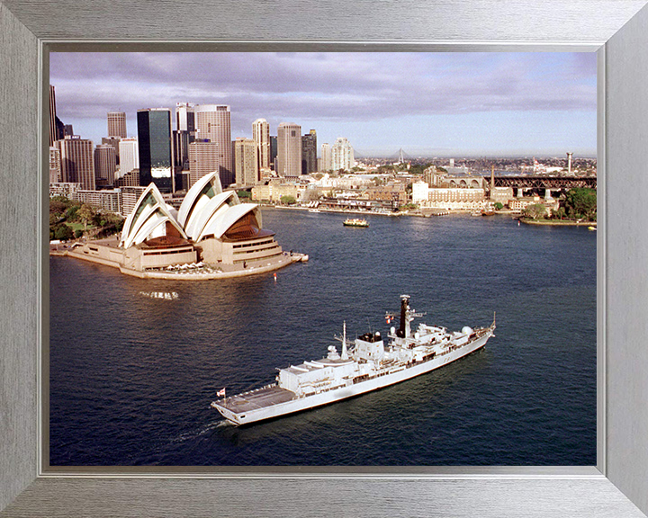 HMS Sutherland (F81) Photo Print - Sydney Harbour 2000 - Royal Navy Type 23 Frigate