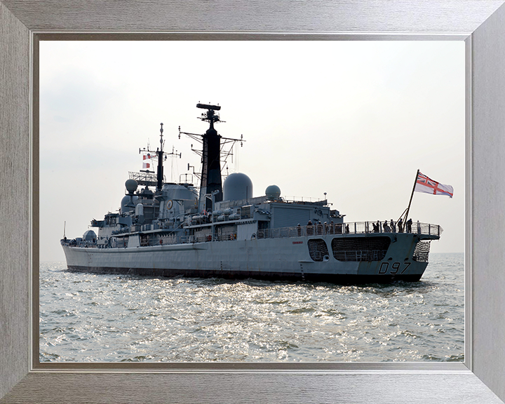 HMS Edinburgh (D97) Royal Navy Type 42 Destroyer Underway Photo Print Wall Art Decor Posters, Prints, & Visual Artwork Hampshire Prints 10 x 8 Silver Frame No