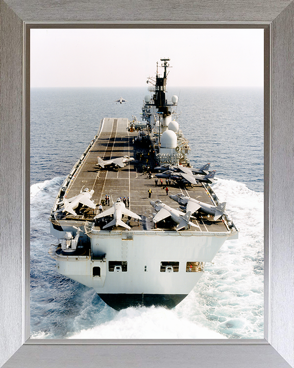 HMS Illustrious R06 | Photo Print | Framed Print | Invincible Class | Aircraft Carrier | Royal Navy Hampshire Prints