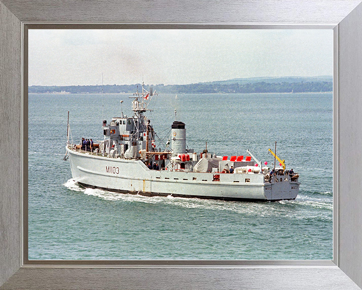 HMS Alfriston (M1103) Royal Navy Ton Class Minesweeper Warship Port Side View Photo Print Wall Art Decor Posters, Prints, & Visual Artwork Hampshire Prints 10 x 8 Silver Frame No