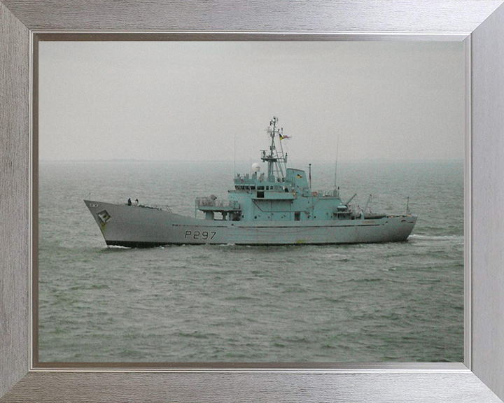 HMS Guernsey P297 | Photo Print | Framed Print | Island Class | Patrol Vessel | Royal Navy Hampshire Prints