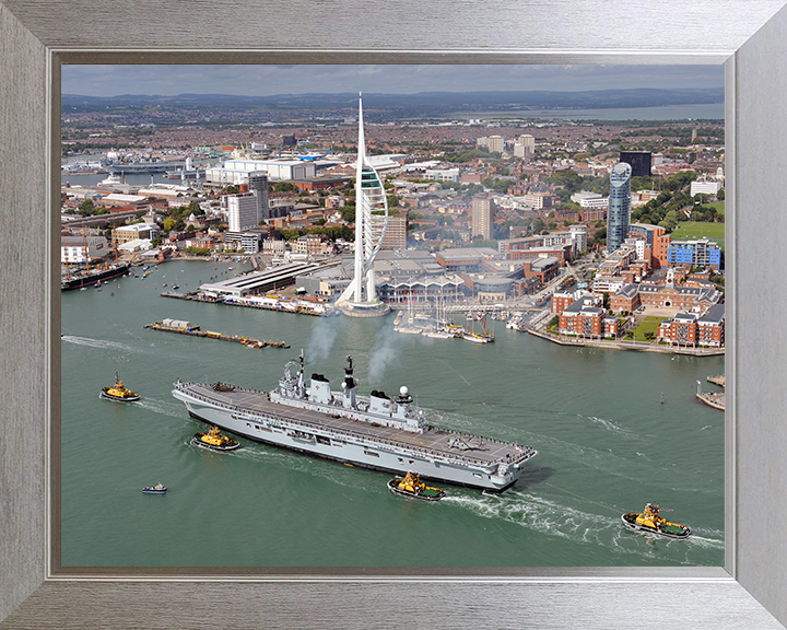 HMS Illustrious (R06) Photo Print - Portsmouth Return 2011 - Royal Navy Invincible Class Aircraft Carrier Hampshire Prints 10 x 8 Silver Frame No